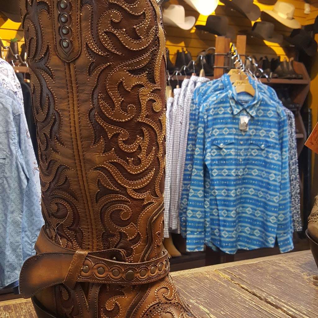 OK Corral Western Wear | 5850 Etiwanda Ave, Mira Loma, CA 91752, USA | Phone: (951) 790-1441