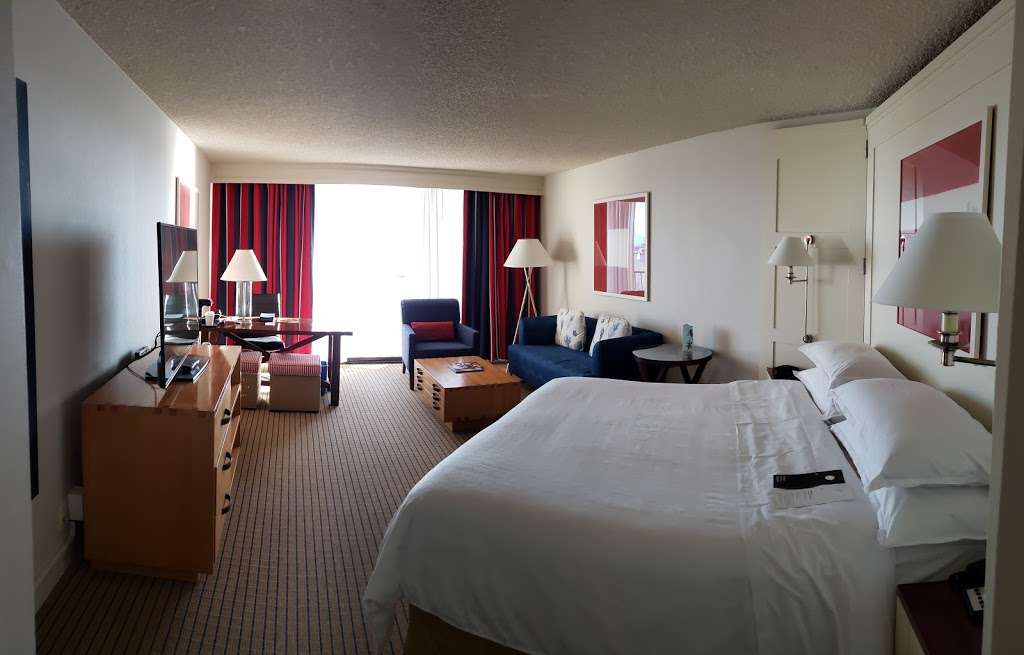 Sheraton San Diego Hotel and Marina - Bay Tower | 1590 Harbor Island Dr, San Diego, CA 92101, USA | Phone: (619) 291-2900