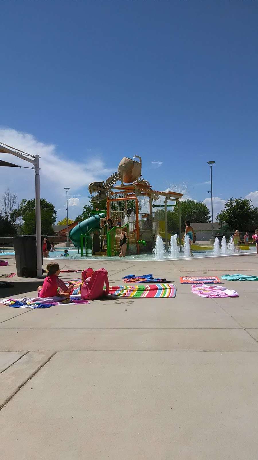 Discovery Bay Waterpark | 715 E 24th St, Greeley, CO 80631, USA | Phone: (970) 353-3538