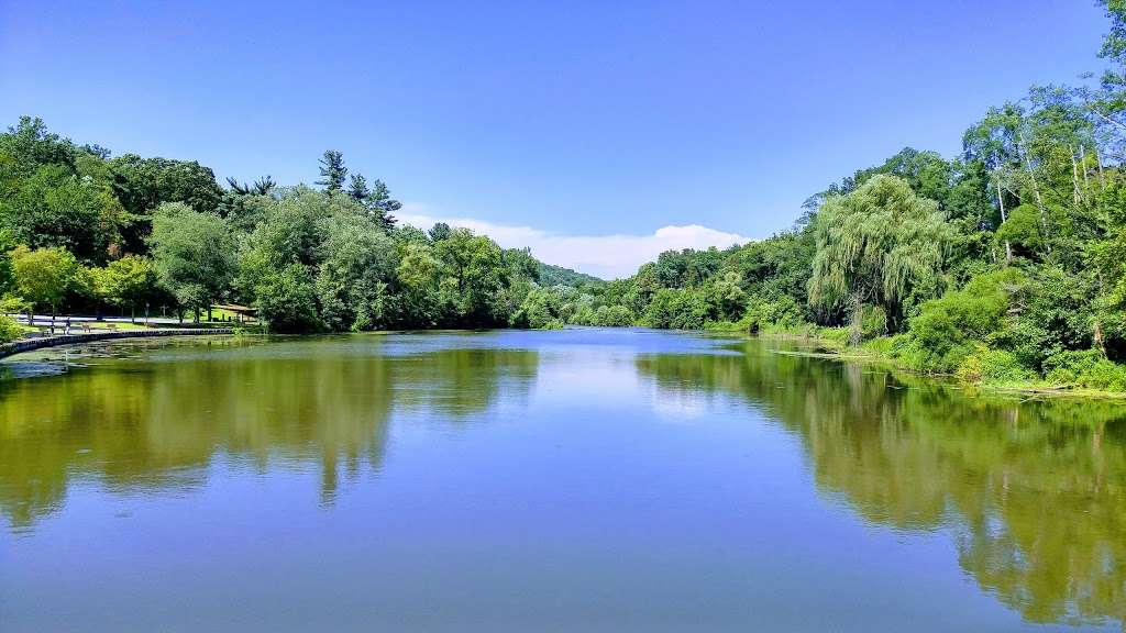 Great Hunger Memorial | Saw Mill River Rd, Elmsford, NY 10523, USA