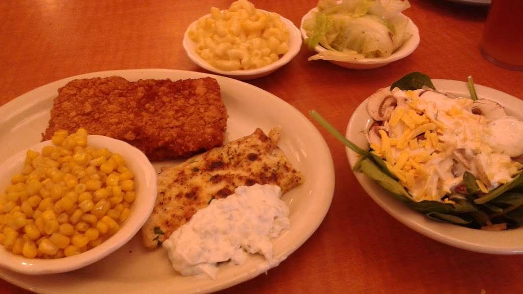 Lubys | 5307 Walzem Rd, San Antonio, TX 78218, USA | Phone: (210) 656-7813