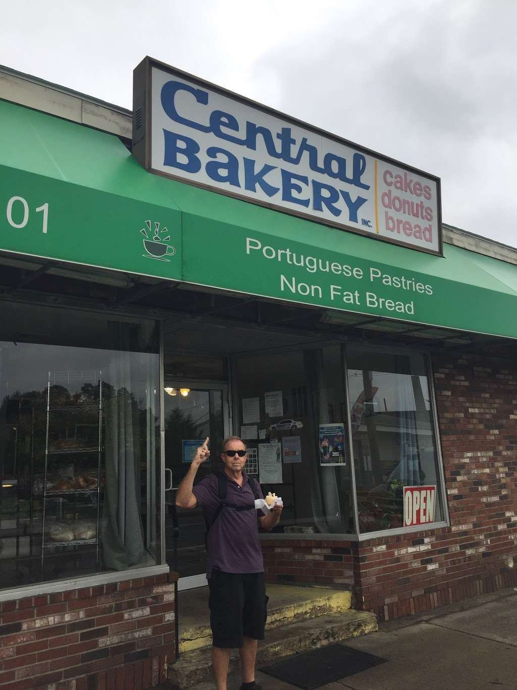 Central Bakery | 48 Walnut St, Peabody, MA 01960, USA | Phone: (978) 531-2101