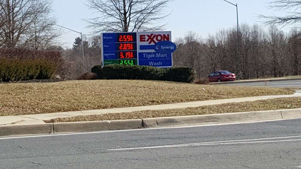 Exxon | 7570 Montpelier Rd, Laurel, MD 20723, USA | Phone: (301) 725-7171