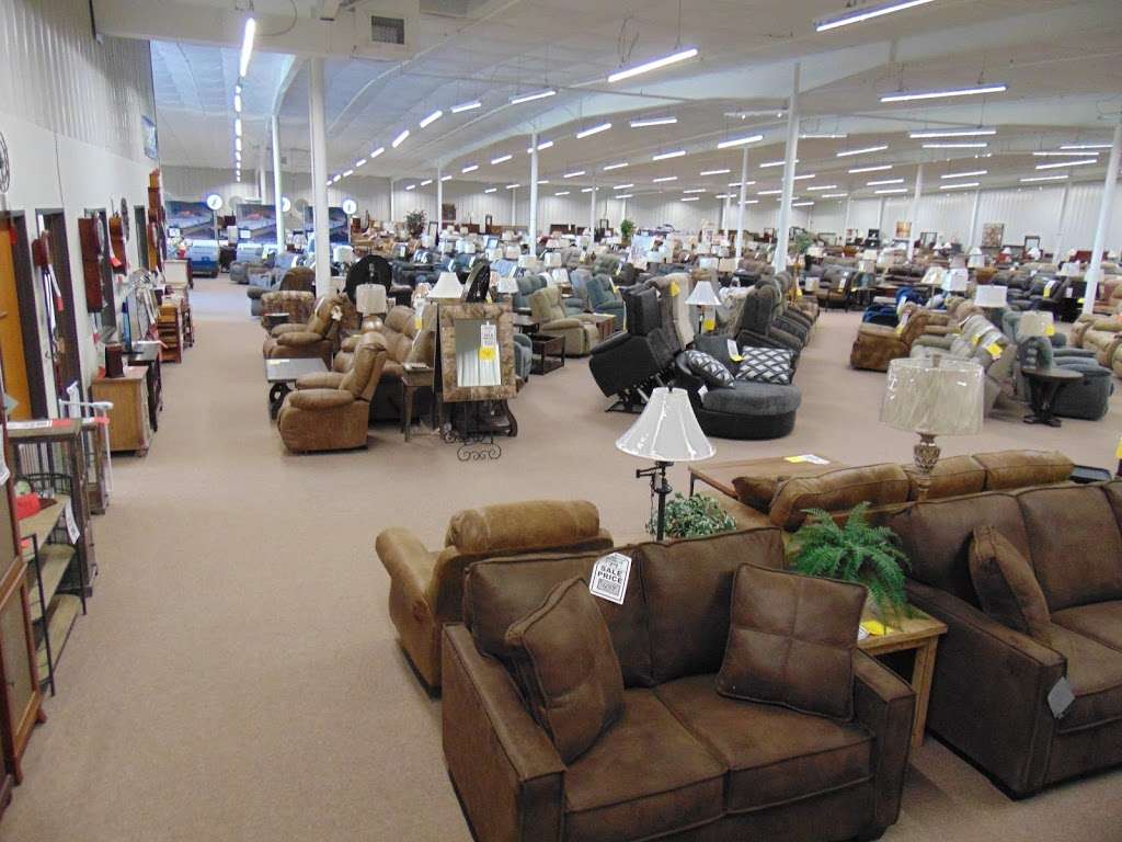 Fowlers Fine Furniture | 912 Walton Way, Richmond, MO 64085, USA | Phone: (816) 776-2555