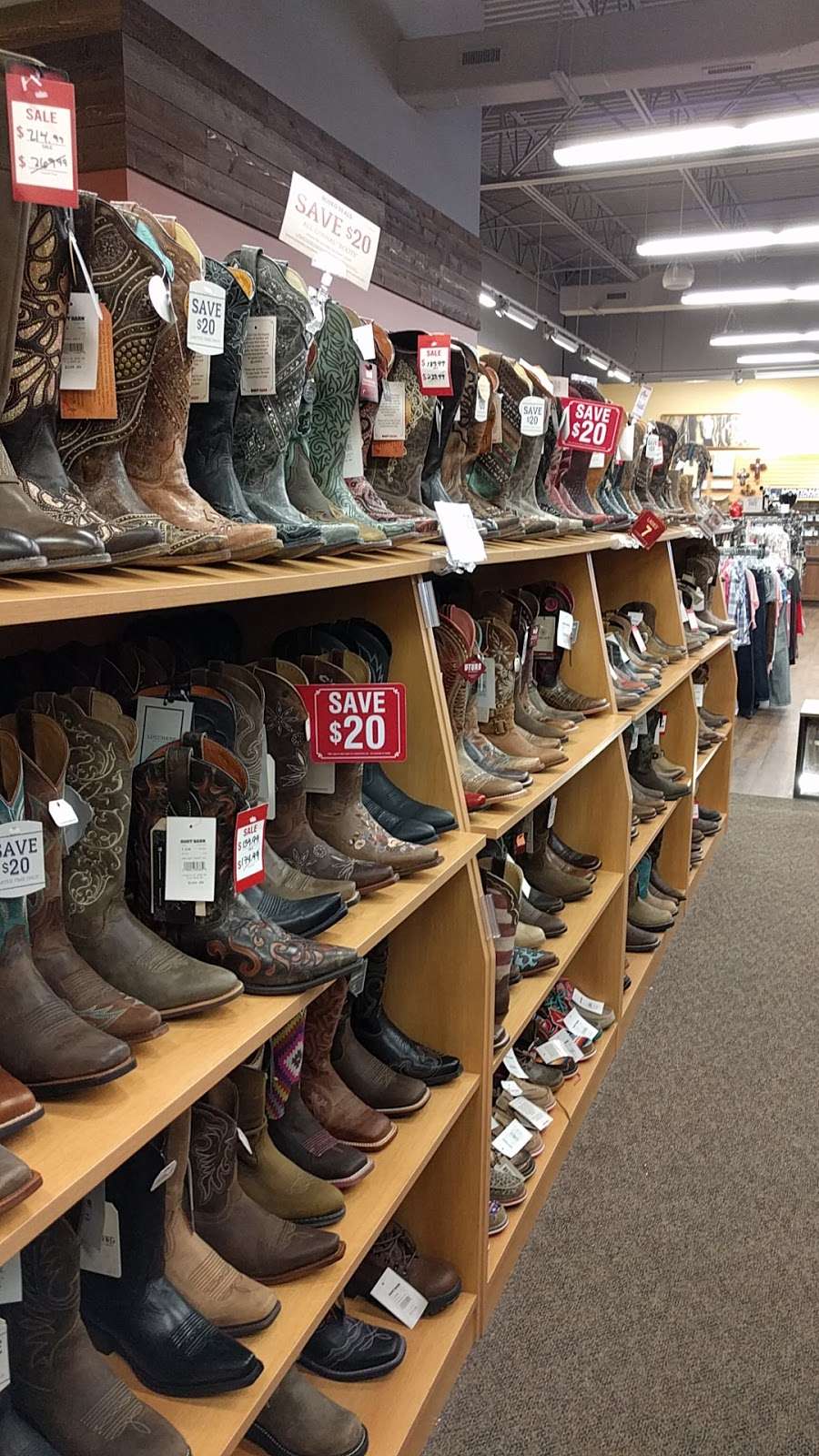 Boot Barn | 17815 La Cantera Pkwy, San Antonio, TX 78257, USA | Phone: (210) 641-0006