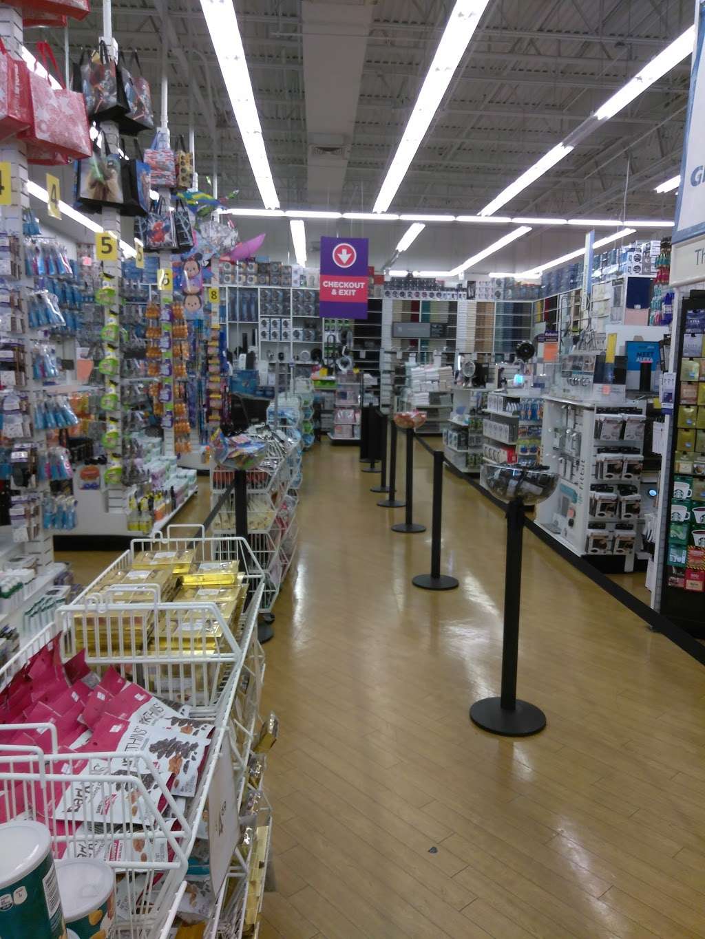 Bed Bath & Beyond | 459 Gateway Dr, Brooklyn, NY 11239, USA | Phone: (718) 235-2049