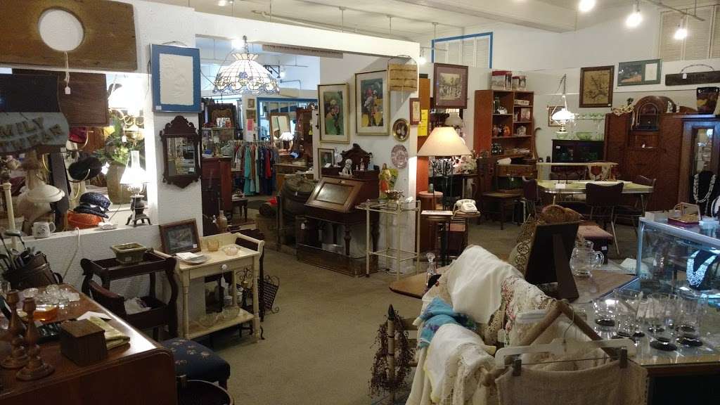 Plains Antiques and Home Furnishings | 29 E Carey St, Wilkes-Barre, PA 18705, USA | Phone: (570) 270-3107