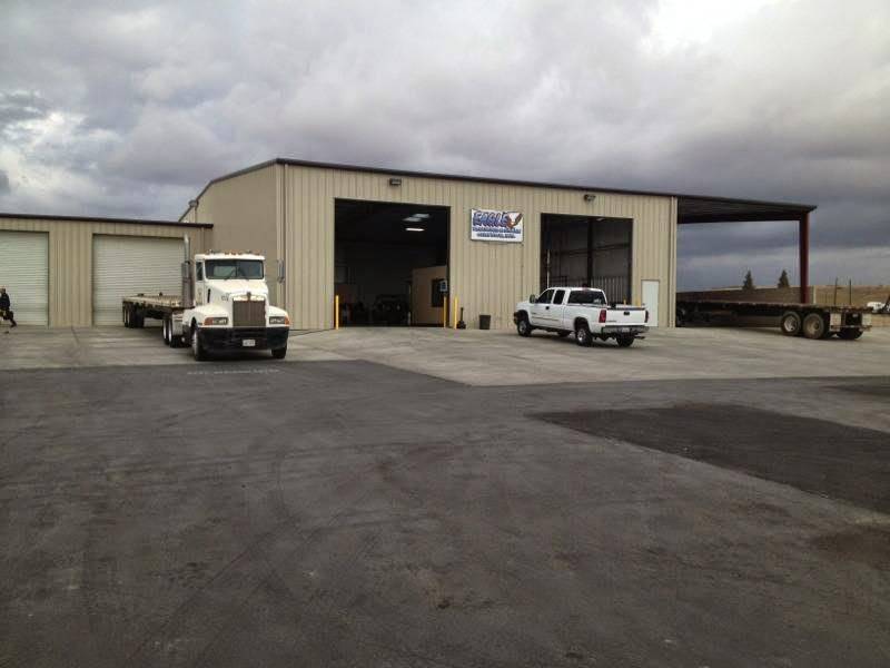 Eagle Trucking & Crane Services | 700 Majors Ct, Bakersfield, CA 93308, USA | Phone: (661) 399-9177