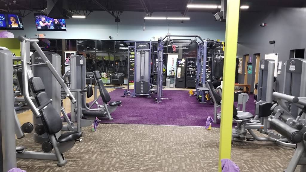 Anytime Fitness | 32340 N Campbell Rd, Madison Heights, MI 48071, USA | Phone: (248) 588-1020