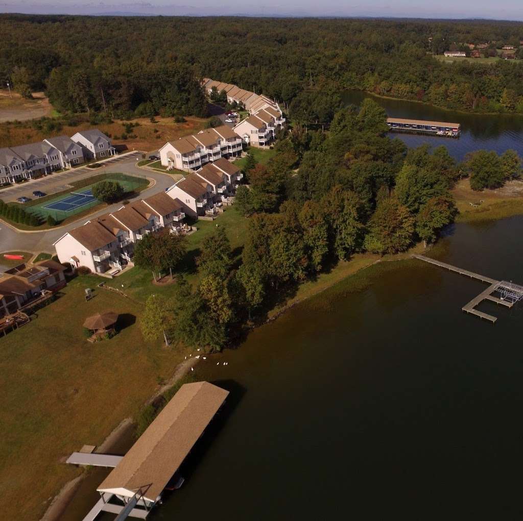 Lake Anna Resort Realty | 208 Lake Front Dr, Mineral, VA 23117, USA | Phone: (540) 894-4560