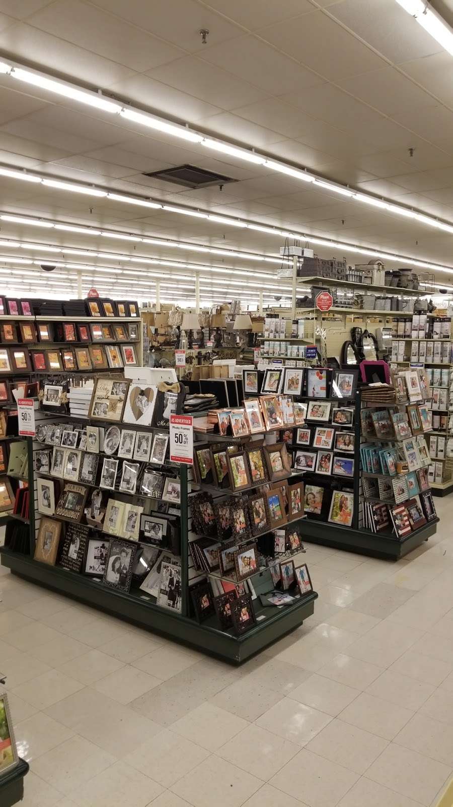 Hobby Lobby | 5651 Fairmont Pkwy, Pasadena, TX 77505, USA | Phone: (281) 487-0969