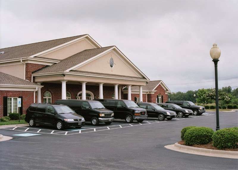 Gordon Funeral Service & Crematory | 1904 Lancaster Ave, Monroe, NC 28112, USA | Phone: (704) 283-8141