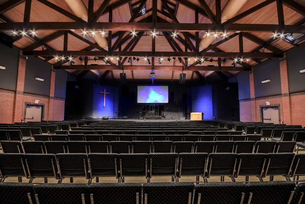 Harvest Bible Chapel - Aurora | 101 S Barnes Rd, Aurora, IL 60506, USA | Phone: (847) 398-7005