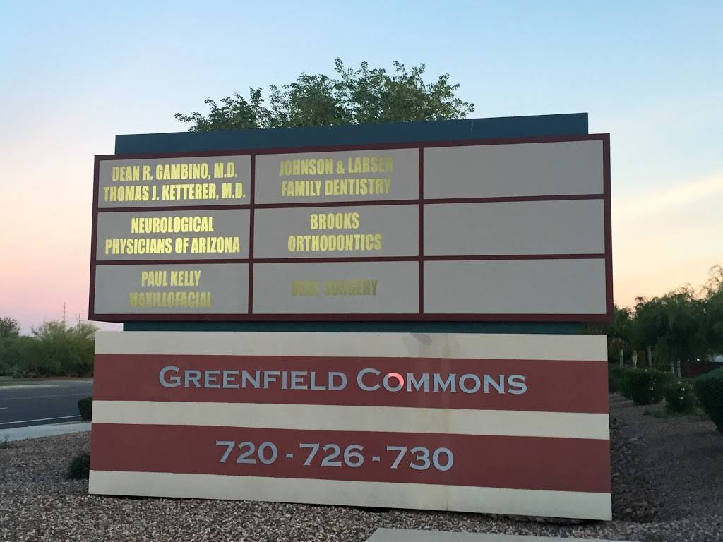 Paul Kelly Maxillofacial: Paul J. Kelly DMD, MS | 726 N Greenfield Rd #117, Gilbert, AZ 85234, USA | Phone: (480) 685-9696