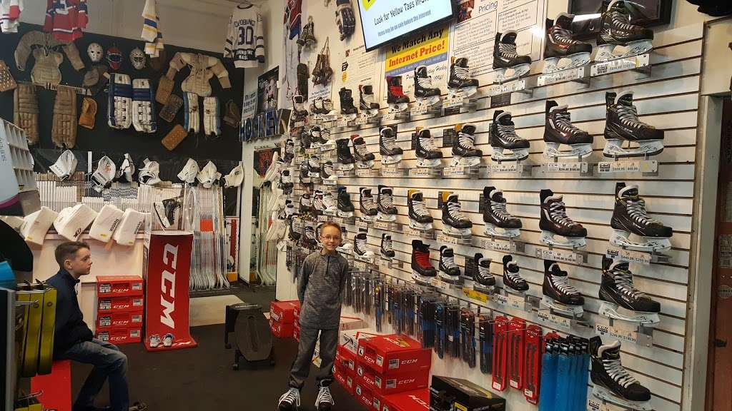 Behind The Mask Hockey Shops | 8666 E Shea Blvd #150, Scottsdale, AZ 85260, USA | Phone: (480) 998-1260