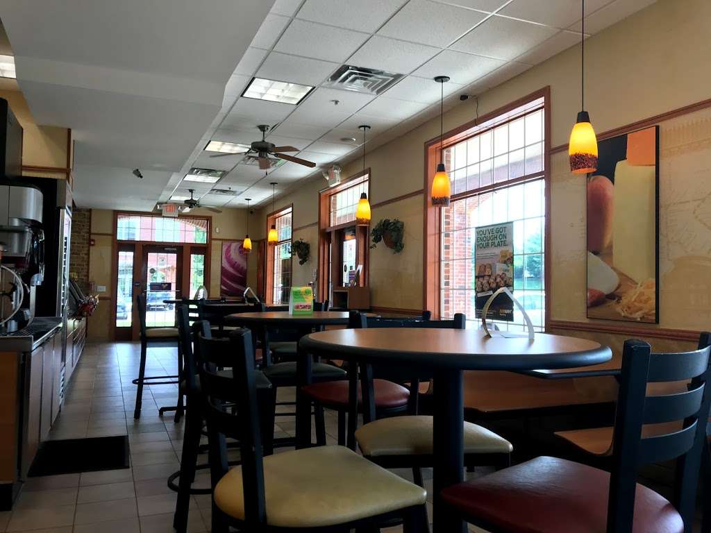 Subway | 880 Jacksonville Rd Suite 101, Ivyland, PA 18974, USA | Phone: (215) 672-2052