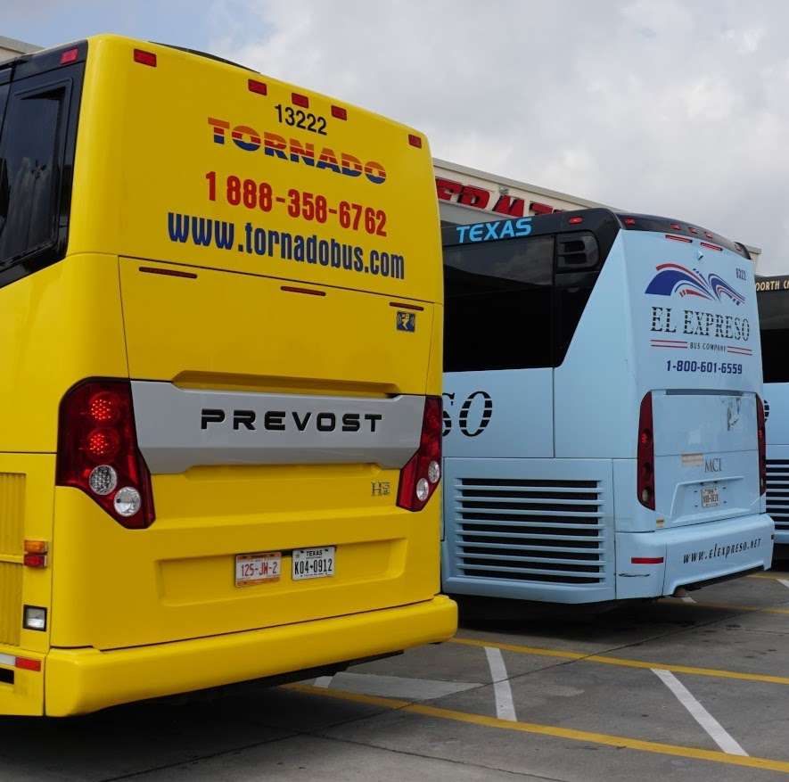 Tornado & El Expreso Bus Company | 820 Lockwood Dr, Houston, TX 77020, USA | Phone: (713) 928-5500