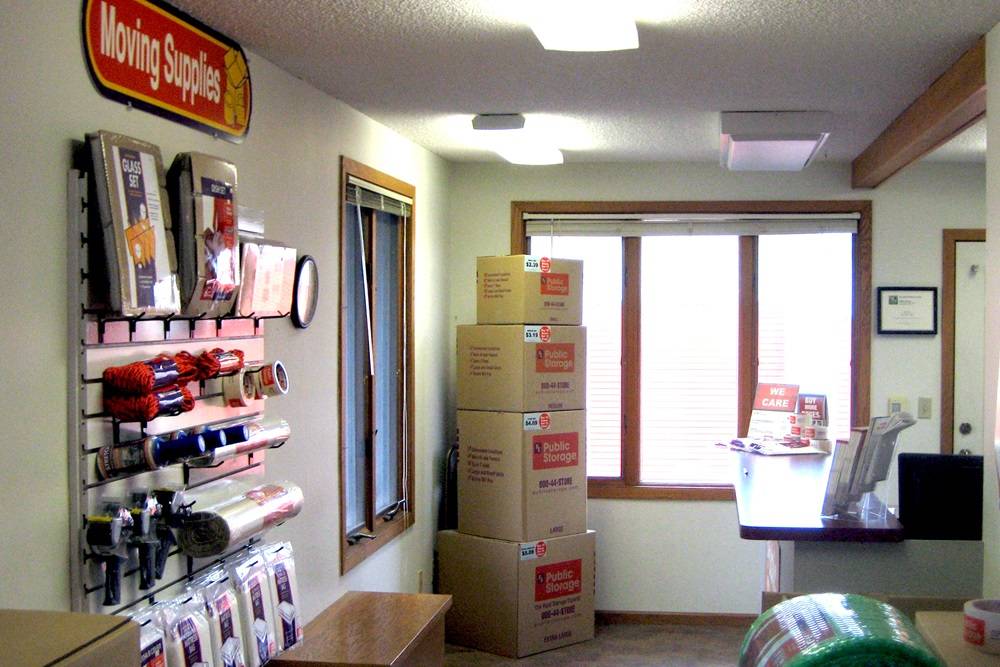 Public Storage | 1090 S Birch Lake Blvd, Vadnais Heights, MN 55127, USA | Phone: (651) 968-8599