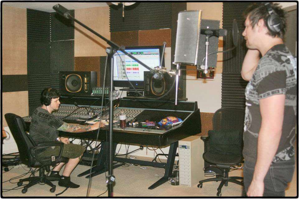 Minds Eye Digital Recording Studio | 8600 W Morten Ave, Glendale, AZ 85305, USA | Phone: (480) 703-4031