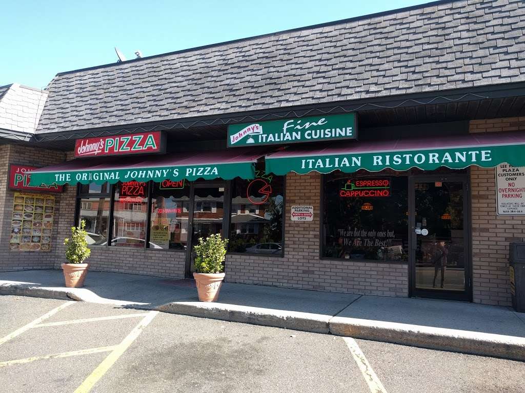 Johnnys Pizzeria | 520 Bergen Blvd, Palisades Park, NJ 07650, USA | Phone: (201) 944-4476