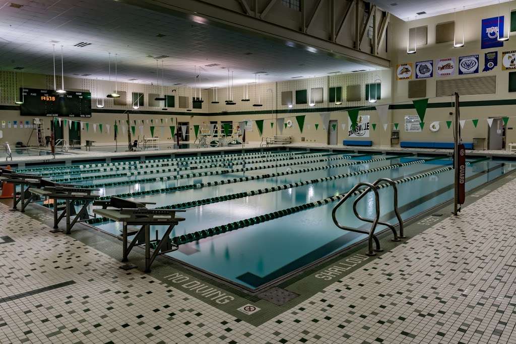 Zionsville Aquatics Center | 1000 Mulberry St, Zionsville, IN 46077, USA | Phone: (317) 733-4808