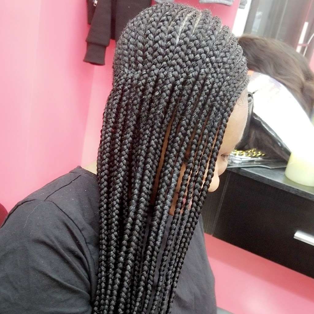 Mama African Hair Braiding | 162 Rockaway Ave, Brooklyn, NY 11233, USA | Phone: (718) 635-1543