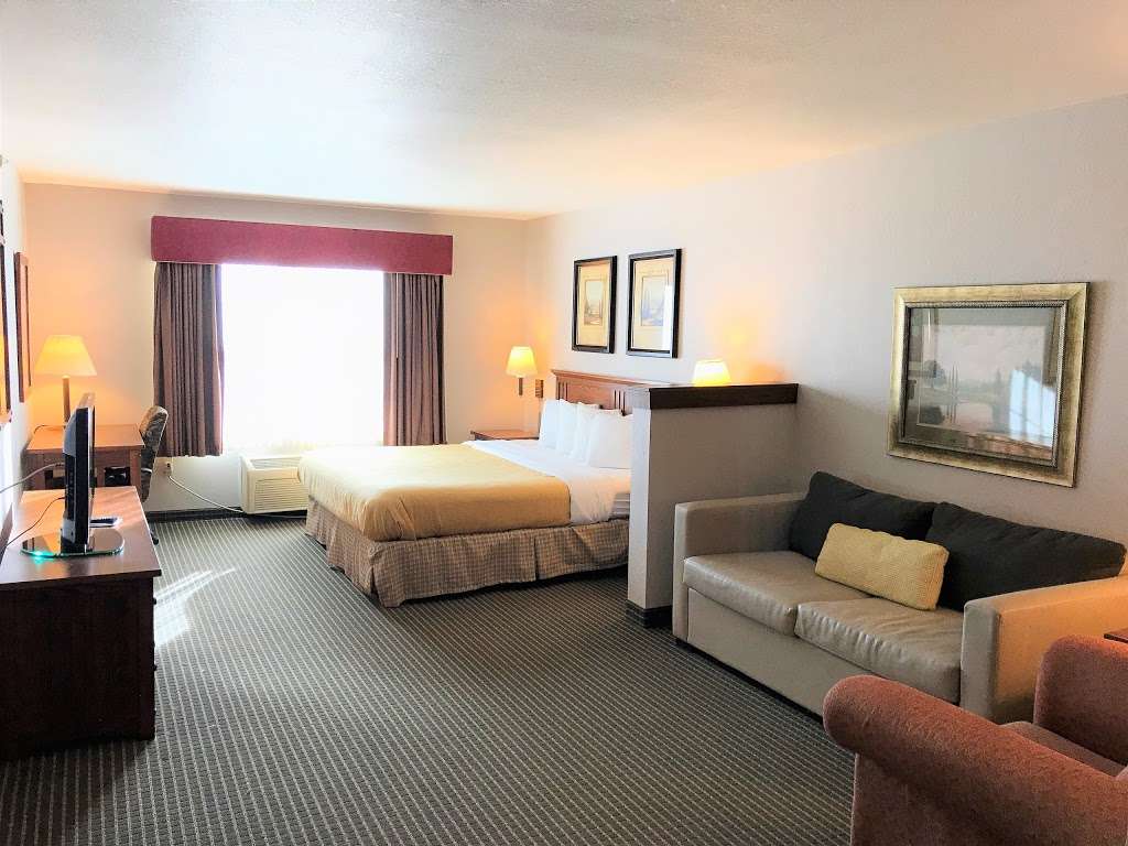 Country Inn & Suites by Radisson, Zion, IL | 1100 33rd St, Zion, IL 60099, USA | Phone: (847) 746-0101