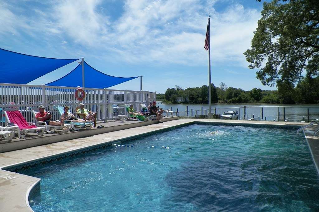 Dennis Point Marina & Campground | 46555 Dennis Point Way, Drayden, MD 20630, USA | Phone: (301) 994-2288