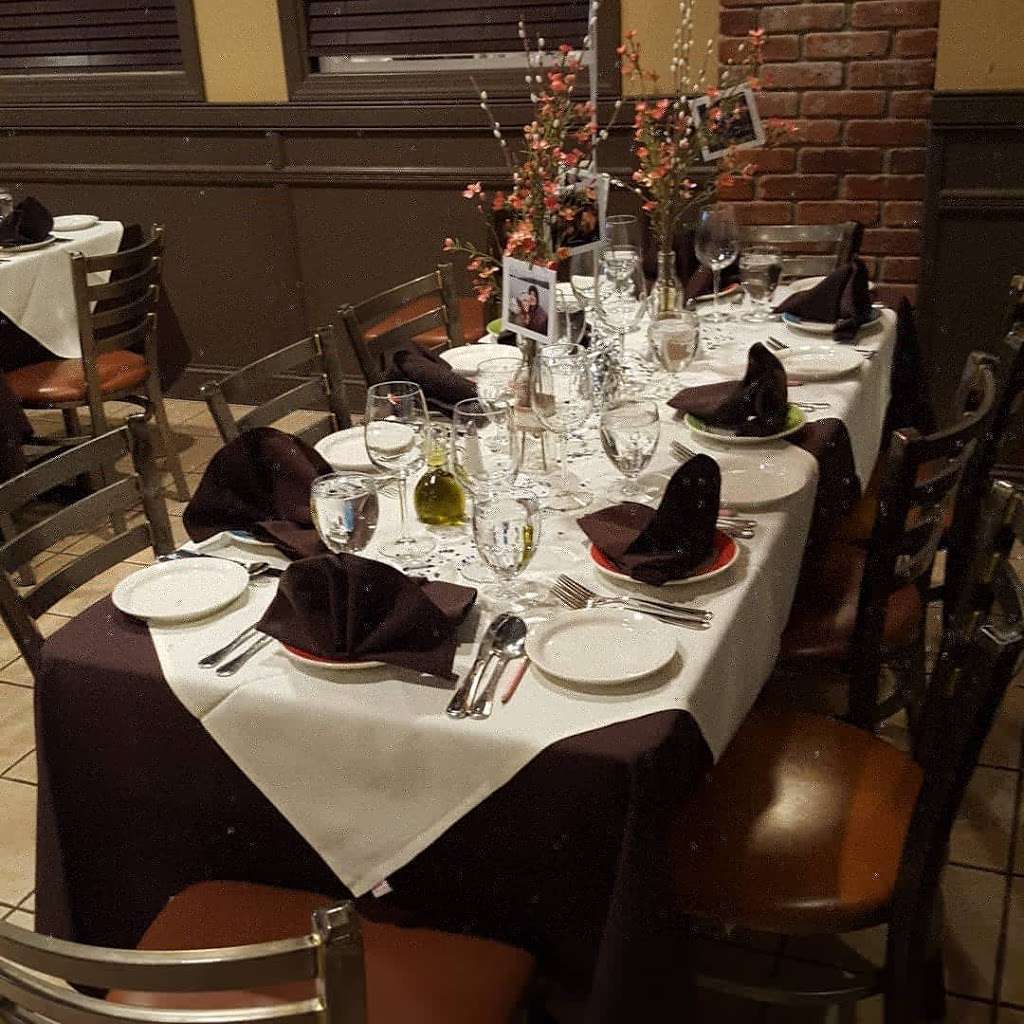 I Gemelli Ristorante Woodland Park | 997 McBride Ave, Woodland Park, NJ 07424, USA | Phone: (973) 837-6201