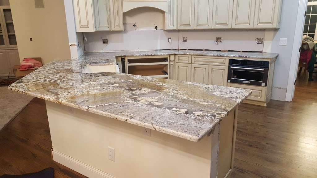 704 Renovations | 20939 Lakeview Cir, Cornelius, NC 28031, USA | Phone: (704) 604-3366