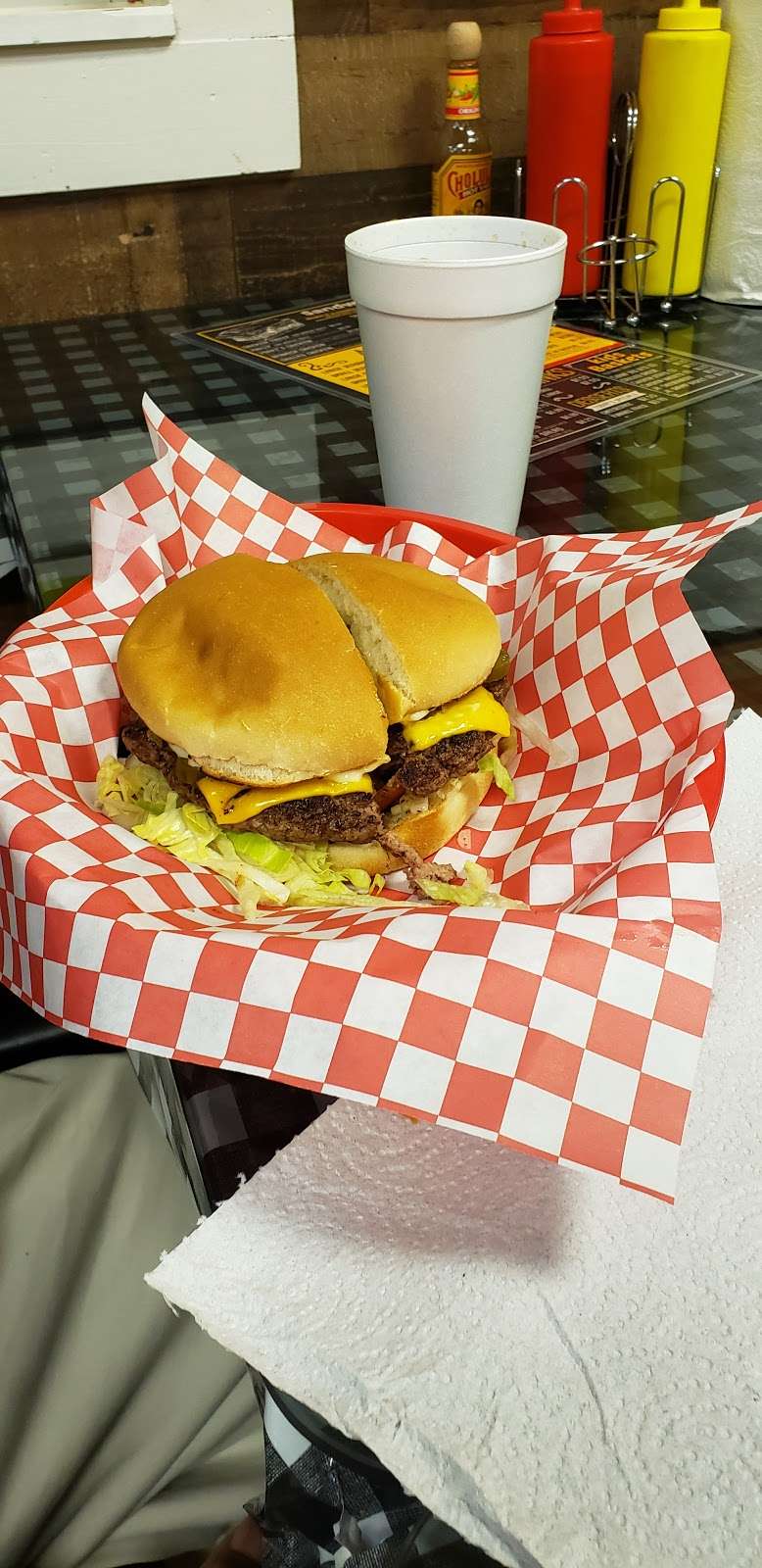 Porky’s Burgers & Wings | 4612 Gus Thomasson Rd, Mesquite, TX 75150, USA | Phone: (972) 863-9220