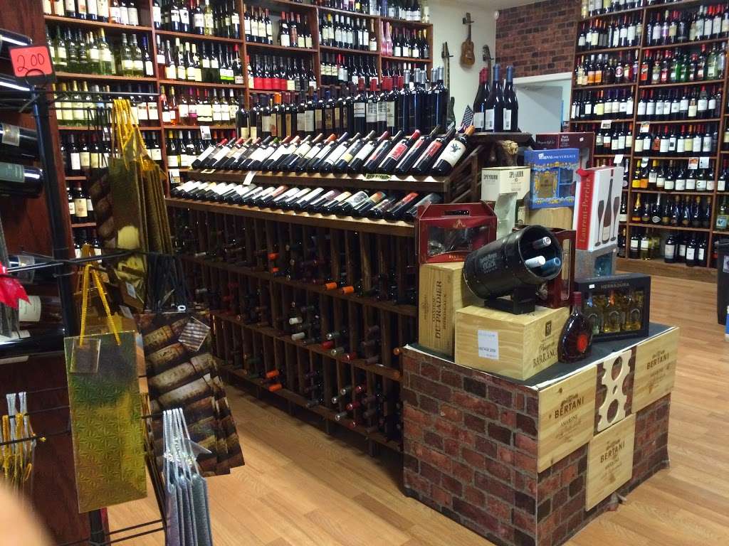 B&S WINE AND SPIRITS | 152 Wyckoff Ave, Brooklyn, NY 11237, USA | Phone: (718) 366-0090