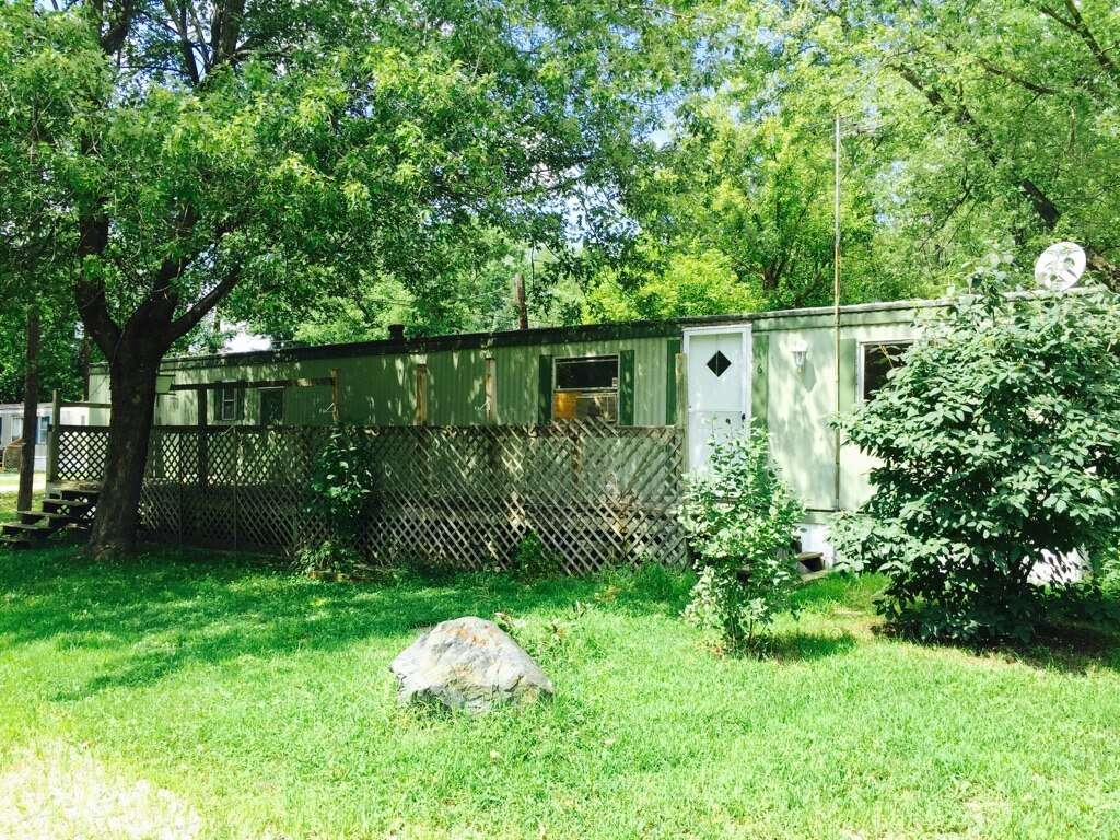 Glendale Mobile Home Park Community | 4175 W County Line Rd, Greenwood, IN 46142, USA | Phone: (317) 697-4012