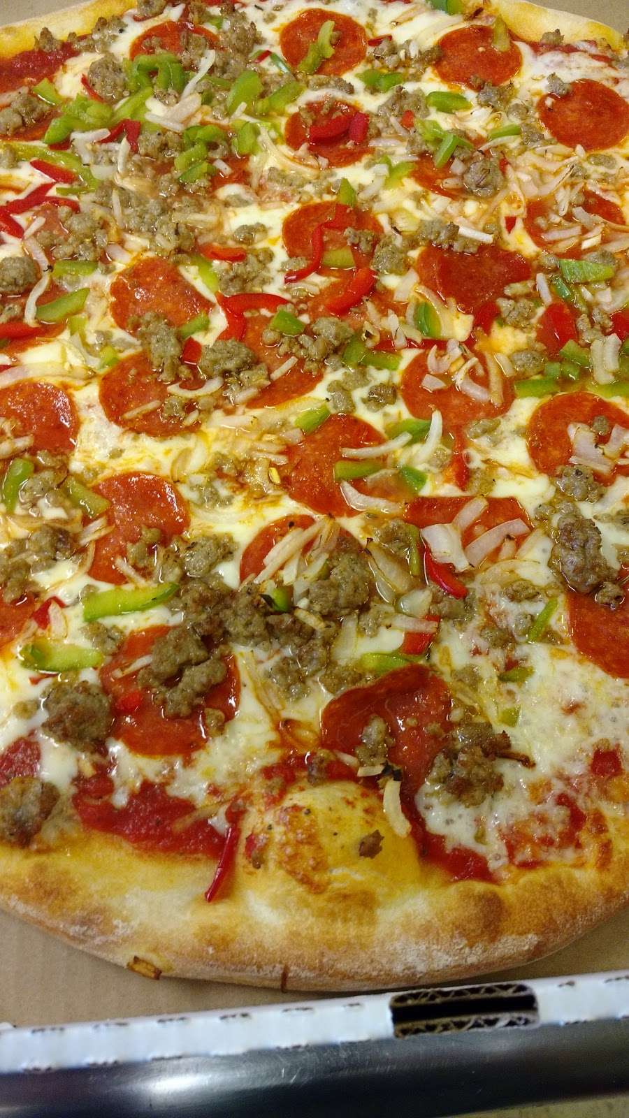 Braccos Pizza | 7596A Beth, Bath Pike, Bath, PA 18014, USA | Phone: (484) 281-3625