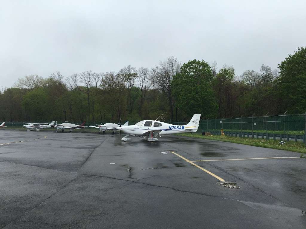 Westchester Flying Club | 61 Tower Rd, West Harrison, NY 10604, USA | Phone: (914) 682-2020