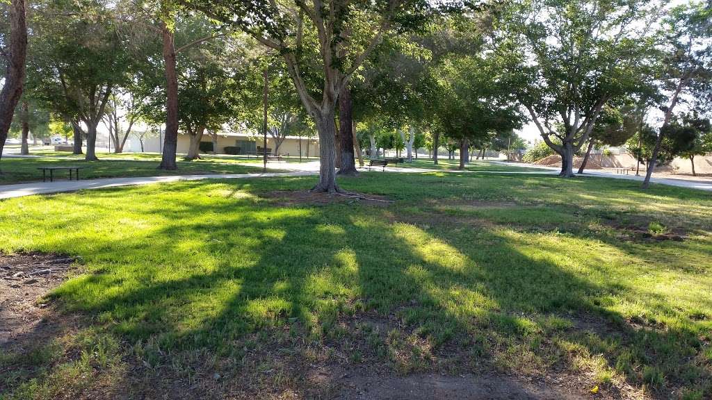 William J. McAdam Park | 38115 30th St E, Palmdale, CA 93550, USA | Phone: (661) 267-5611