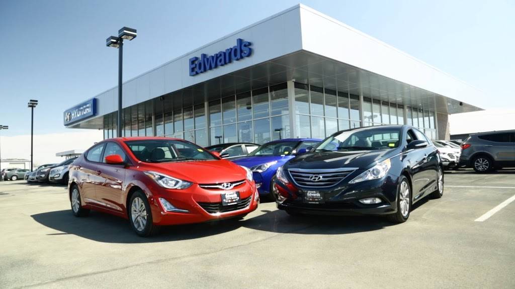 Edwards Hyundai | 1029 32nd Ave, Council Bluffs, IA 51501, USA | Phone: (712) 366-9411