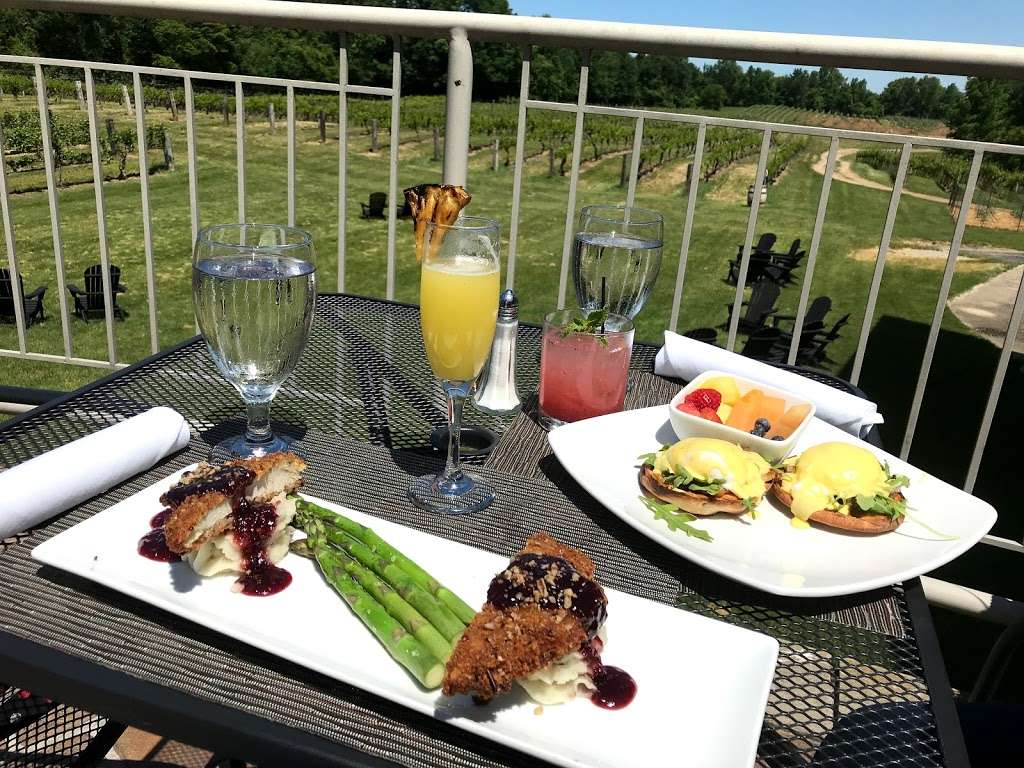 Tabor Hill Winery & Restaurant | 185 Mt Tabor Rd, Buchanan, MI 49107, USA | Phone: (269) 422-1161