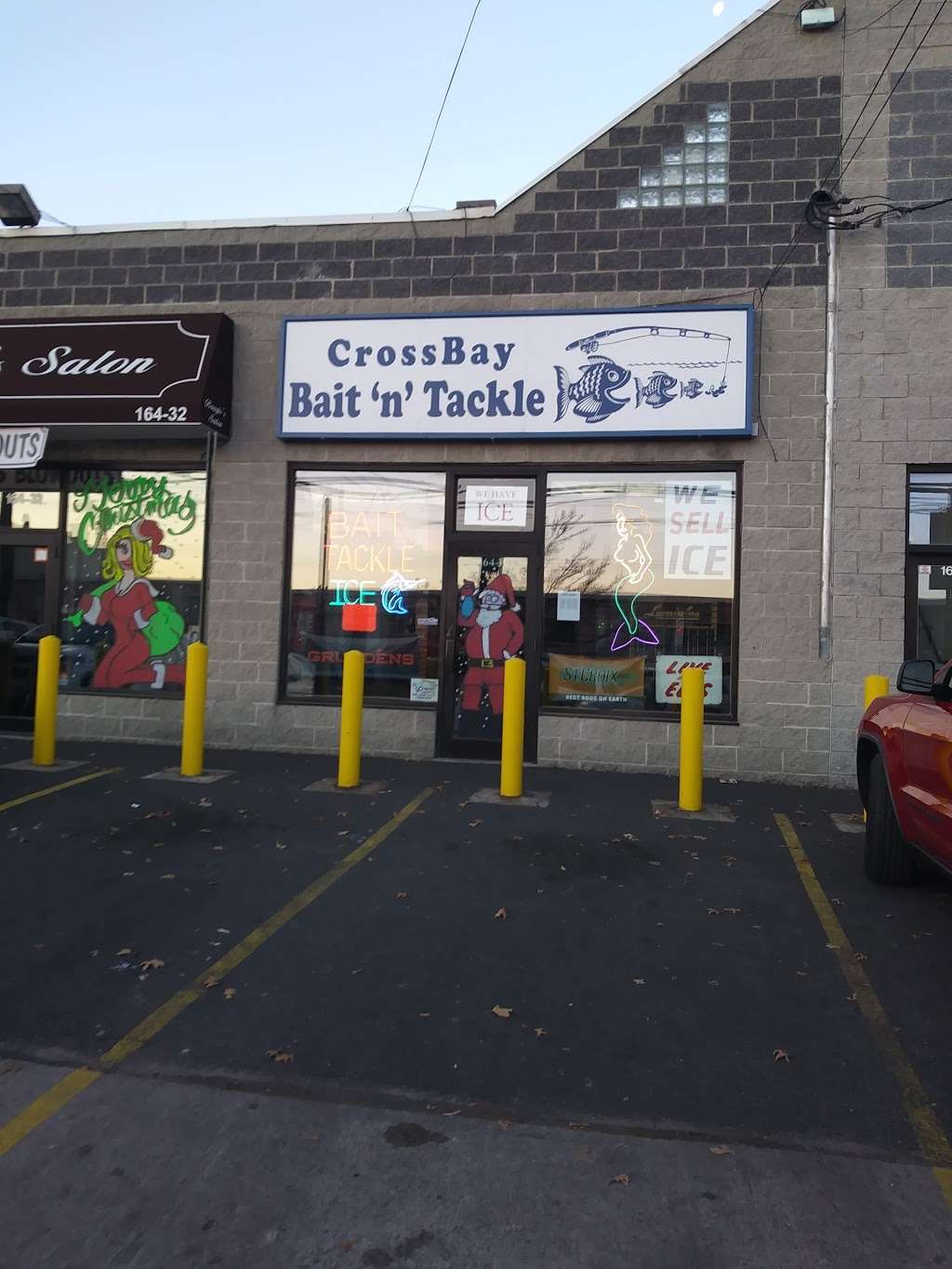 Crossbay Bait and Tackle | 164-30 Cross Bay Blvd, Howard Beach, NY 11414, USA | Phone: (718) 835-1018