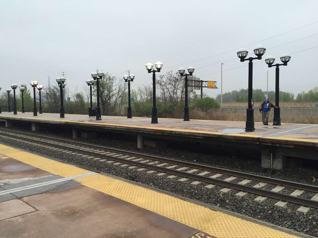 Frank R. Lautenberg Rail Station - Secaucus Junction | County Ave, Secaucus, NJ 07094, USA