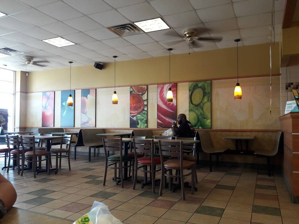 Subway | 1111 W Camp Wisdom Rd Suite B, Dallas, TX 75232, USA | Phone: (214) 302-9100