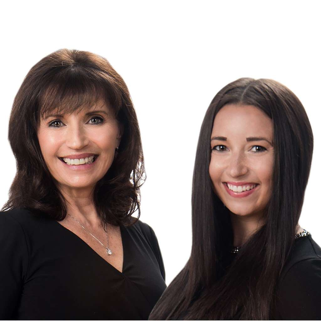 Denise & Julie Rich Team at Re/Max Real Estate | 310 Stoke Park Rd, Bethlehem, PA 18017, USA | Phone: (610) 691-6100