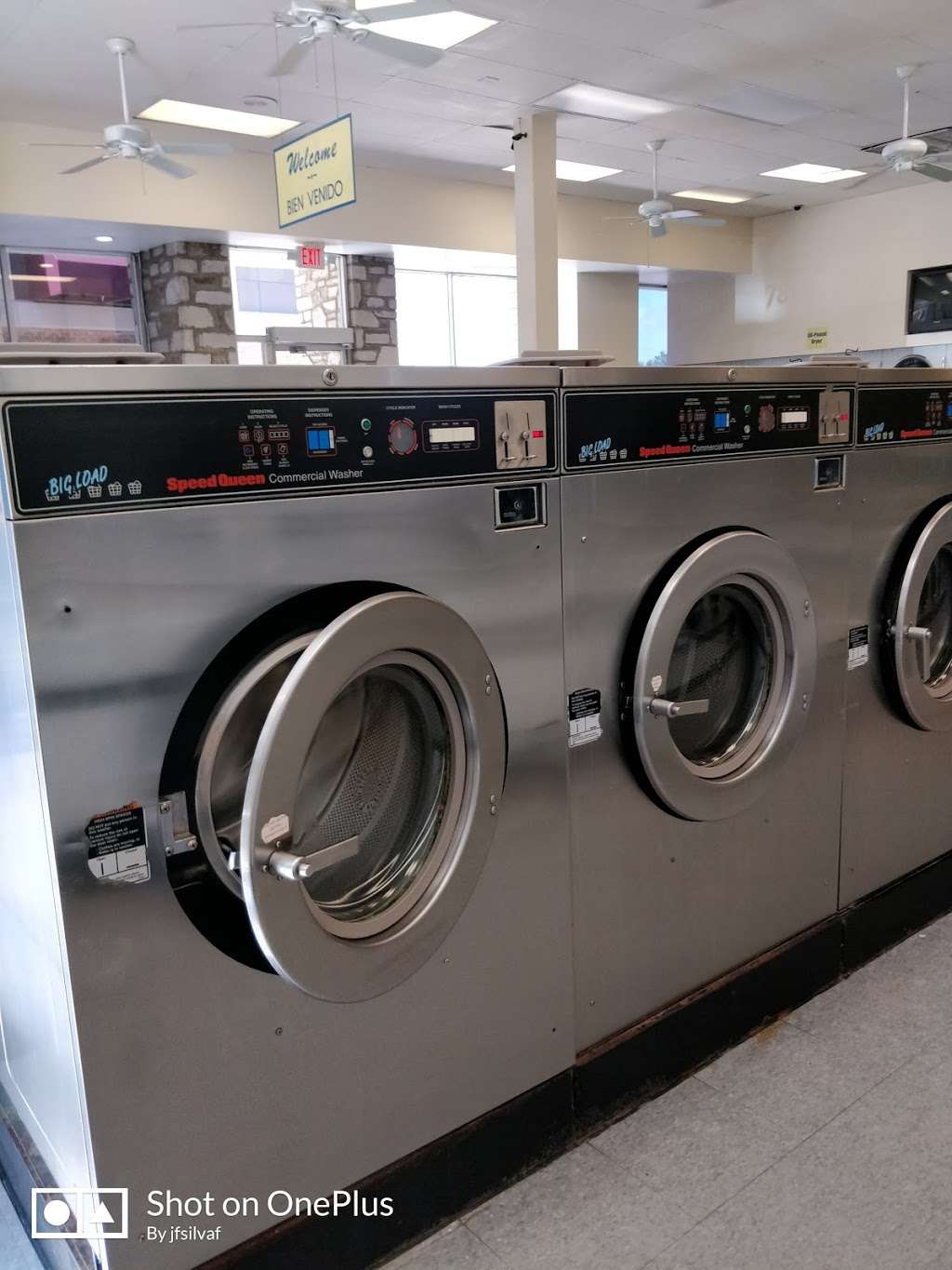 Little River Coin Laundry | 7879 Heritage Dr, Annandale, VA 22003, USA | Phone: (703) 658-4006