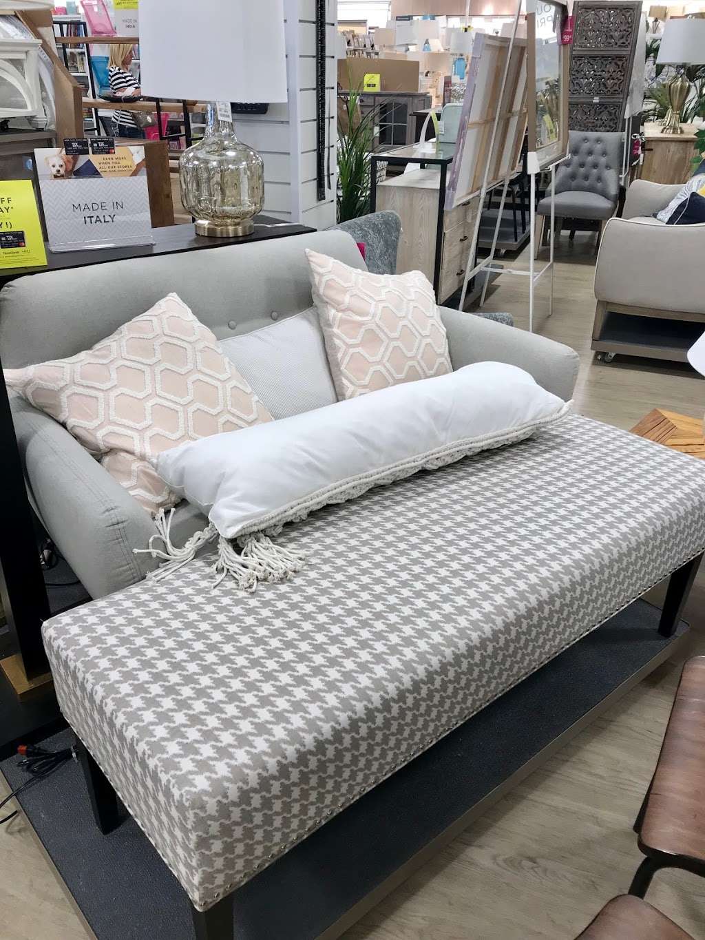 HomeGoods | 1817 Village West Pkwy, Kansas City, KS 66111, USA | Phone: (913) 328-0615