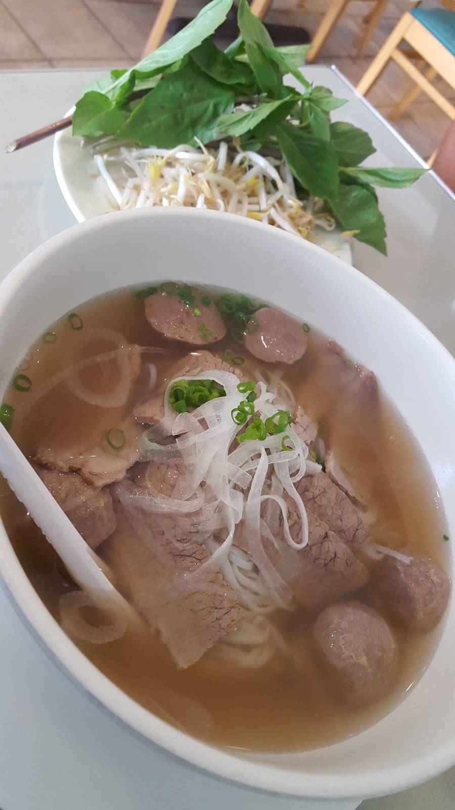 Pho My VI | 46-047 Kamehameha Hwy, Kaneohe, HI 96744, USA | Phone: (808) 247-1628