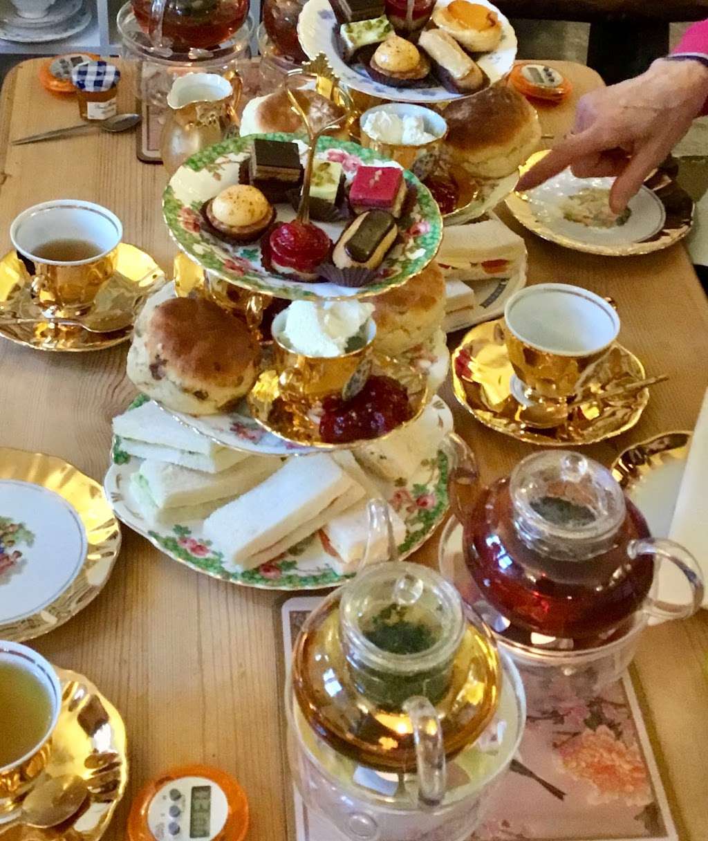 The Golding Hop Tea House | Sheet Hill, Sevenoaks TN15 0PT, UK | Phone: 01732 887162