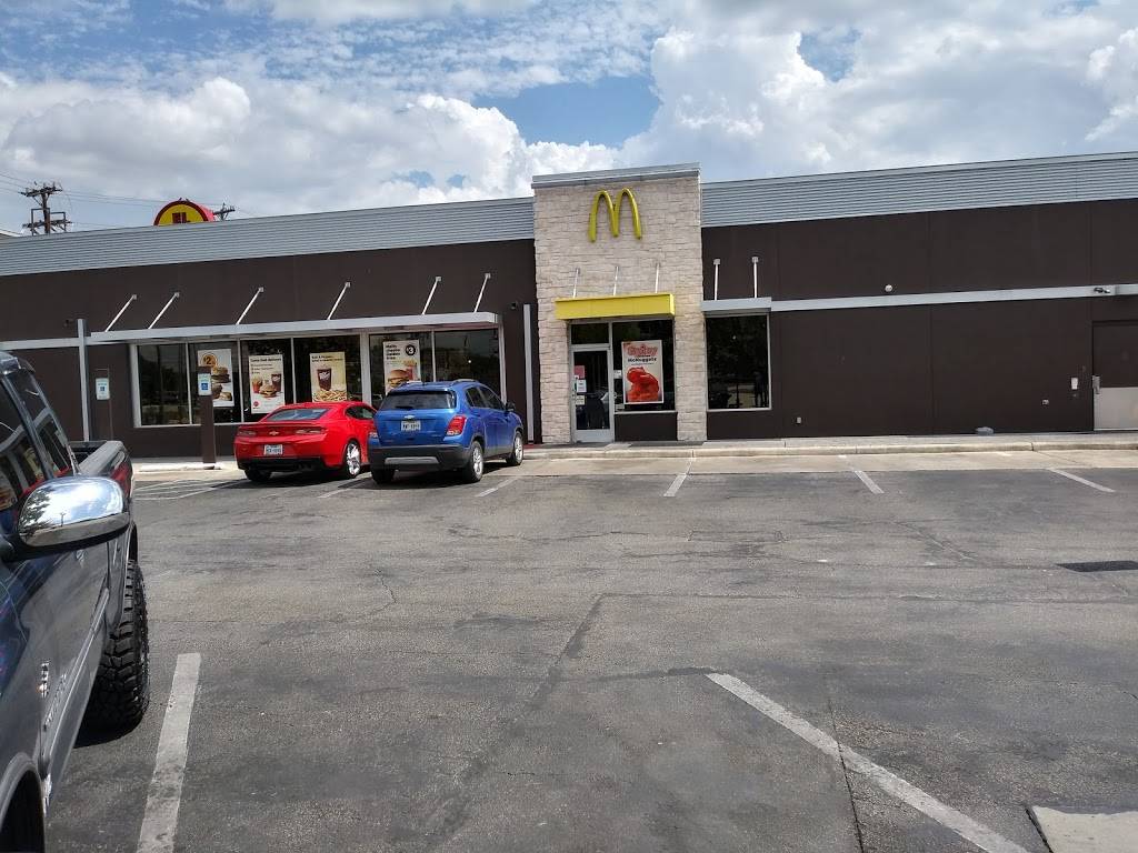 McDonalds | 9358 Culebra Rd, San Antonio, TX 78251, USA | Phone: (210) 680-4675