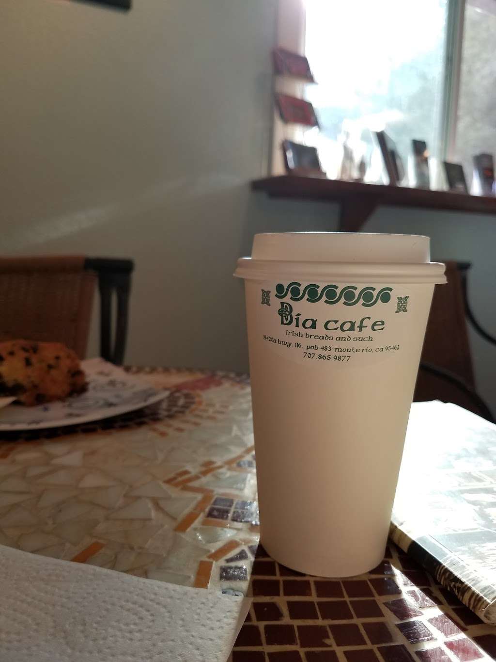 Bia Cafe | 19420 CA-116, Monte Rio, CA 95462, USA | Phone: (707) 865-9877