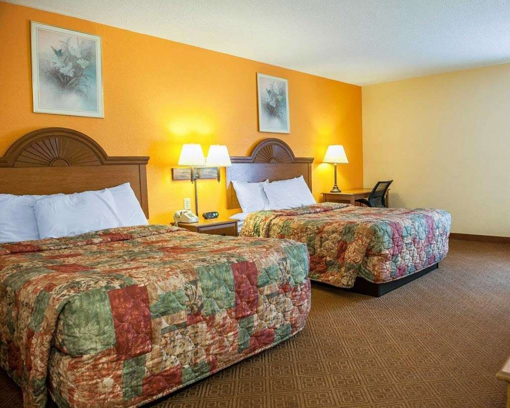 Econo Lodge | 1245 W, IN-32, Lebanon, IN 46052, USA | Phone: (765) 482-9611