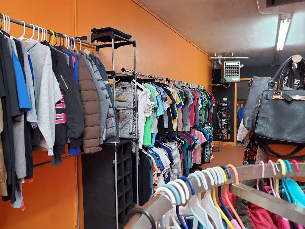 Fashion Thrift Store | 1001 San Mateo Blvd SE, Albuquerque, NM 87108, USA | Phone: (505) 322-9187